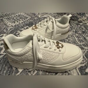 Disney Mickey Mouse Sneakers Size:8 NWOT